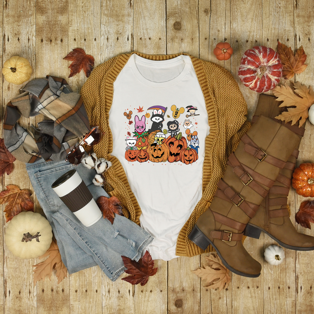 SKZOO Halloween Pumpkins Unisex Soft-Style T-Shirt